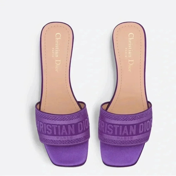 DIOR DWAY HEELED SLIDE
Purple Embroidered Satin and Cotton - Picture 1 of 3